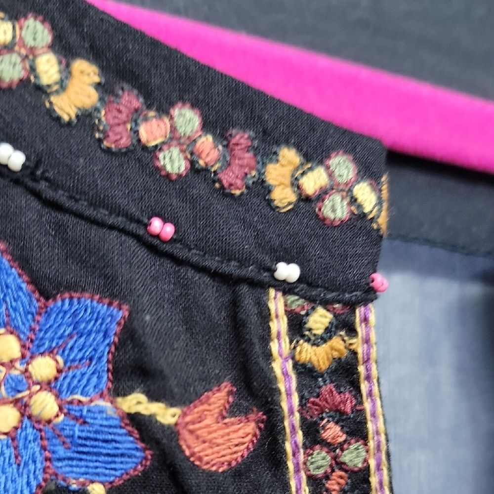 Soft Surroundings Embroidered Multicolor Blouse Black Red Size L Boho - Picture 10 of 11